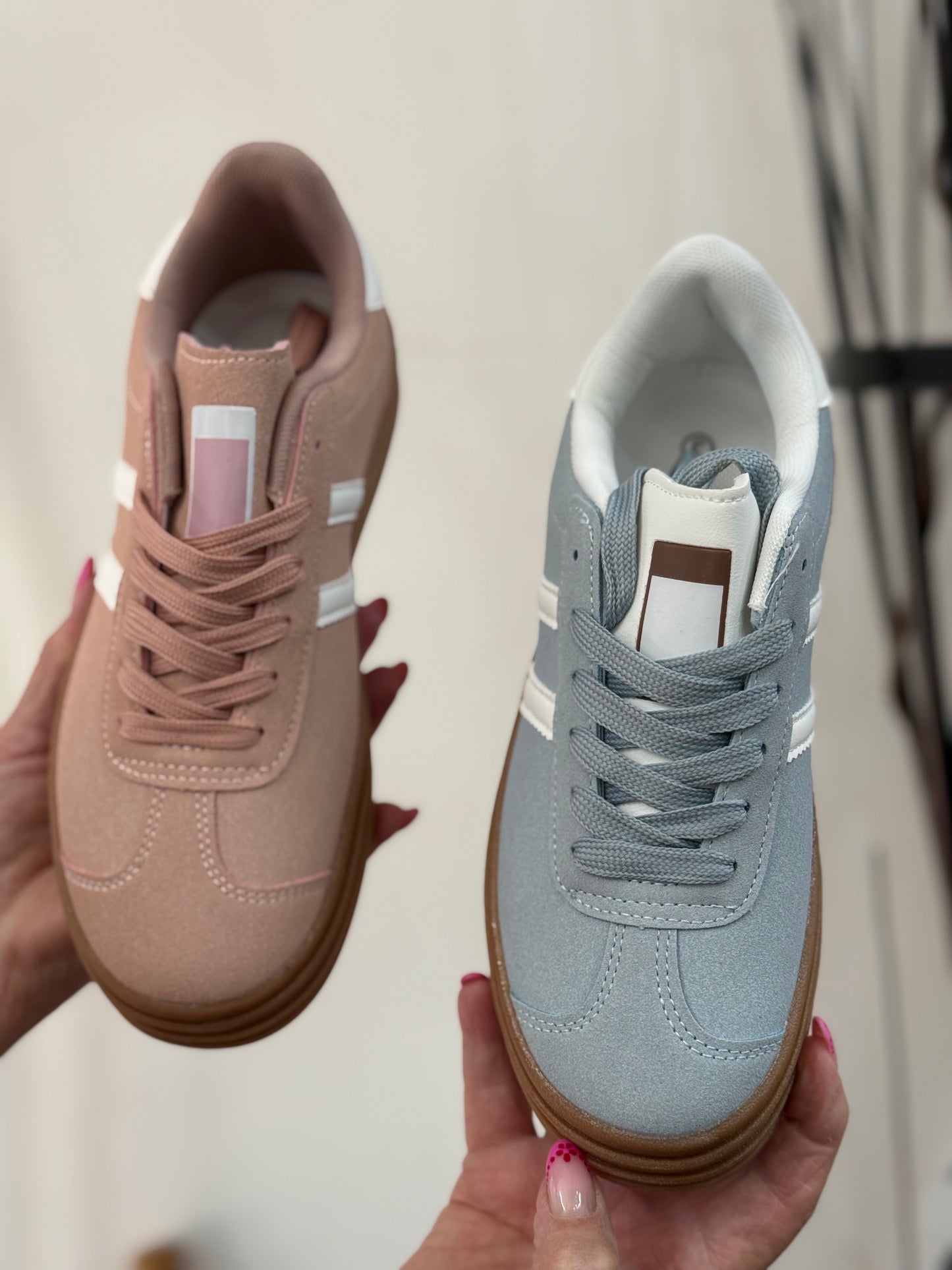 NAOMI- GUM RETRO TRAINER- BLUSH & BLUE- FLASH AUTO £5 OFF@Checkout