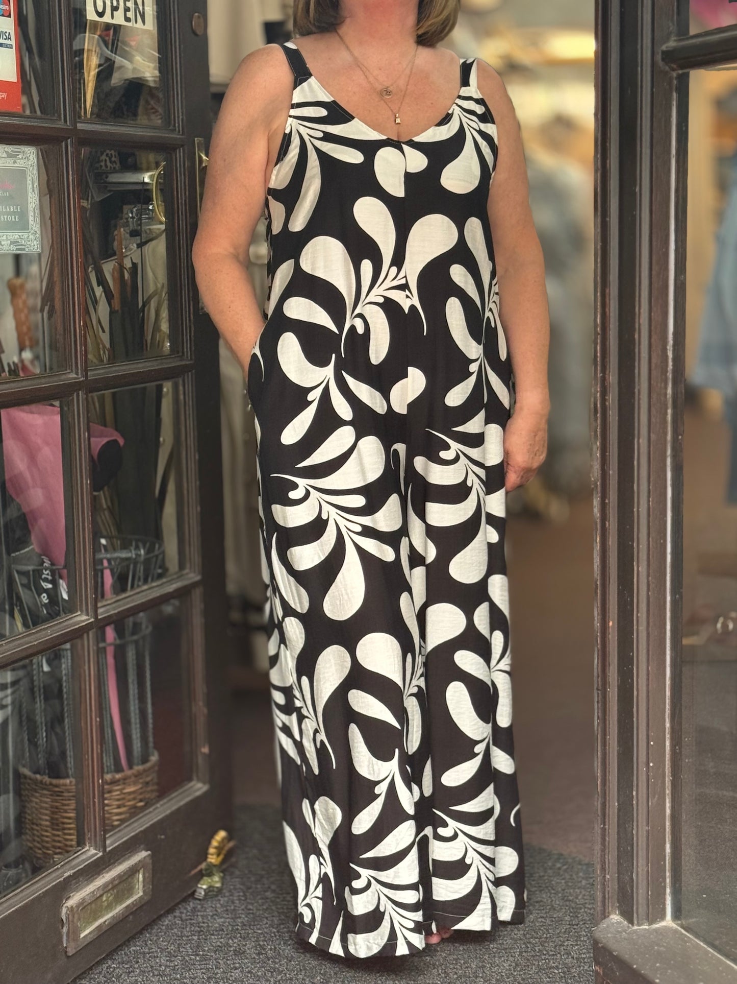 LOTTIE- FLY OUT BLACK/WHITE JUMPSUIT - Fits 10-14/16 #BankHoliday20%OFF