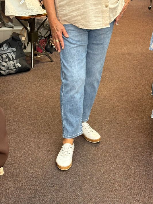 ELLIE- SLIM BALLOON ANKLE JEAN- L/DENIM