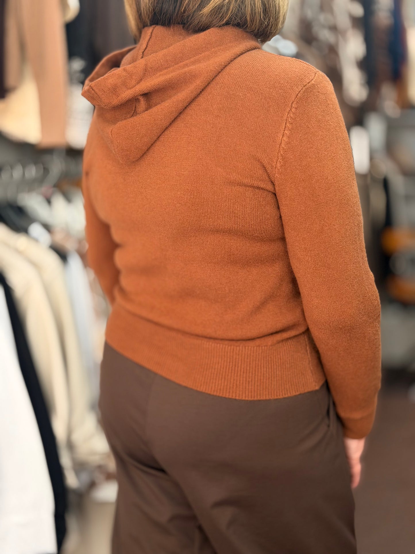 JANIS-PATCH POCKET FINE KNIT HOODIE