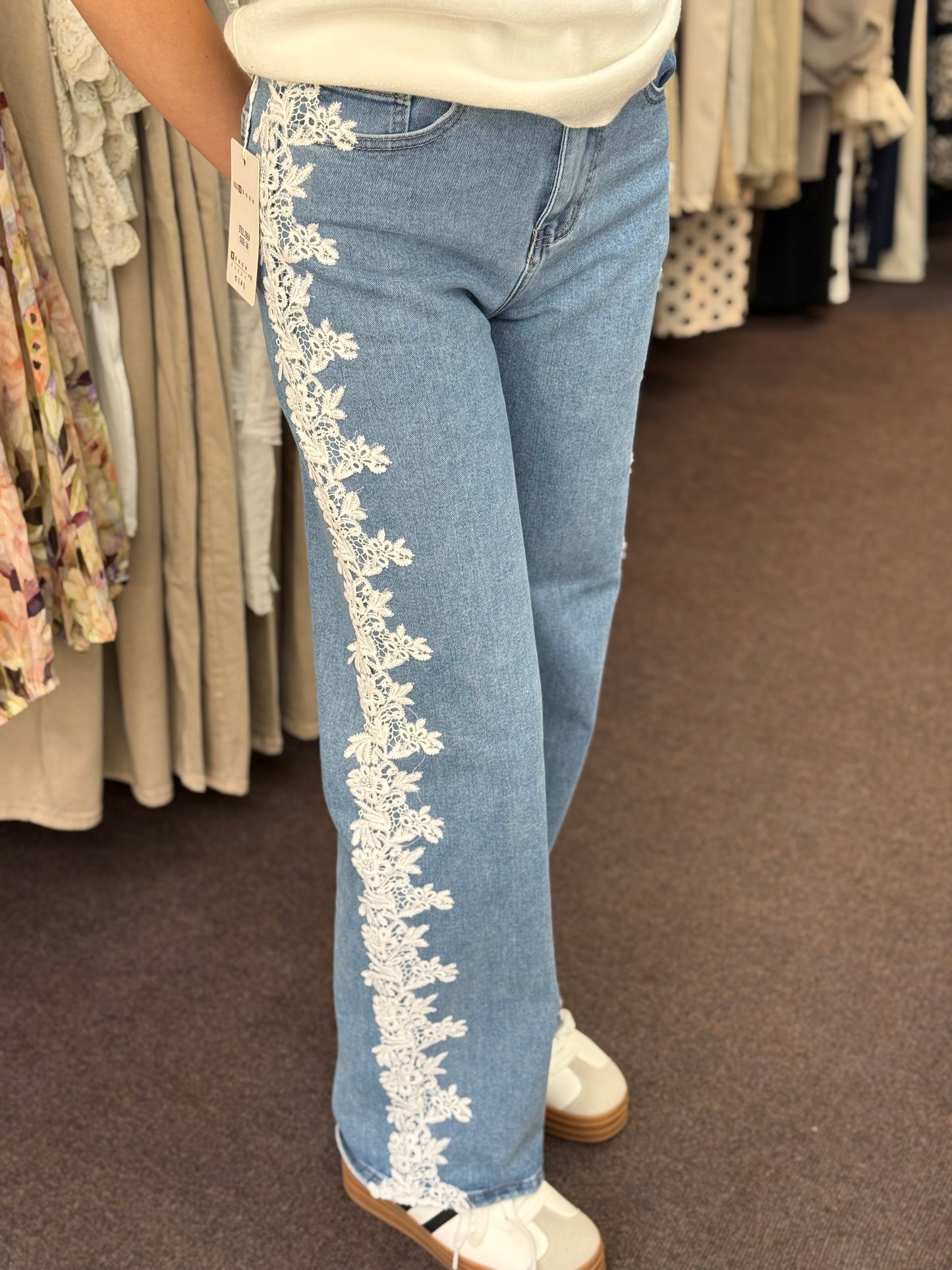 EMMIE- LACE TRIM JEAN