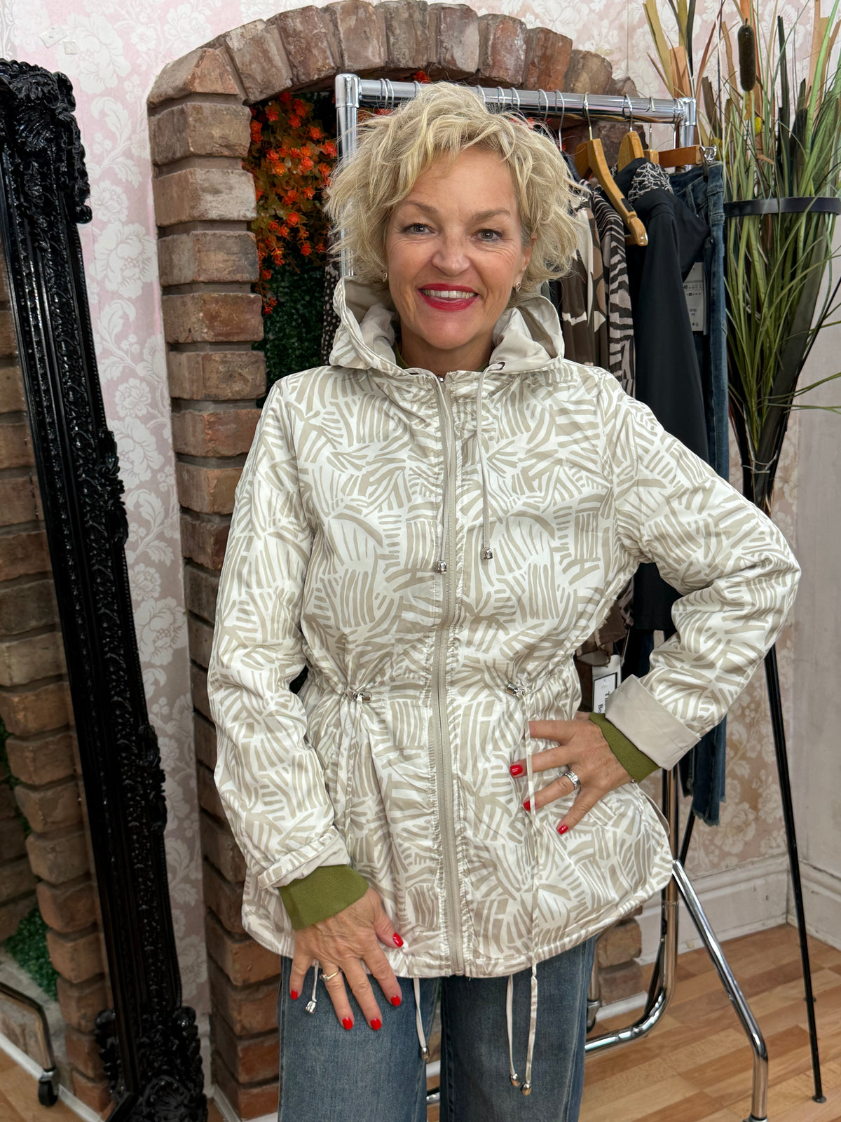 OSLO- REVISIBLE DRAWSTRING ZIP JACKET