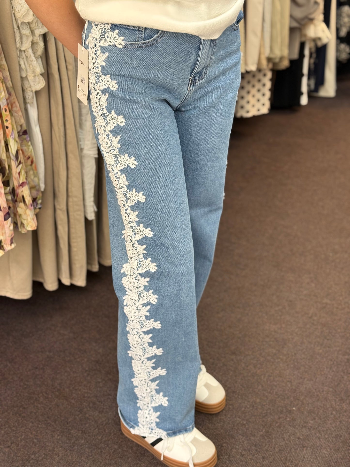 EMMIE- LACE TRIM JEAN