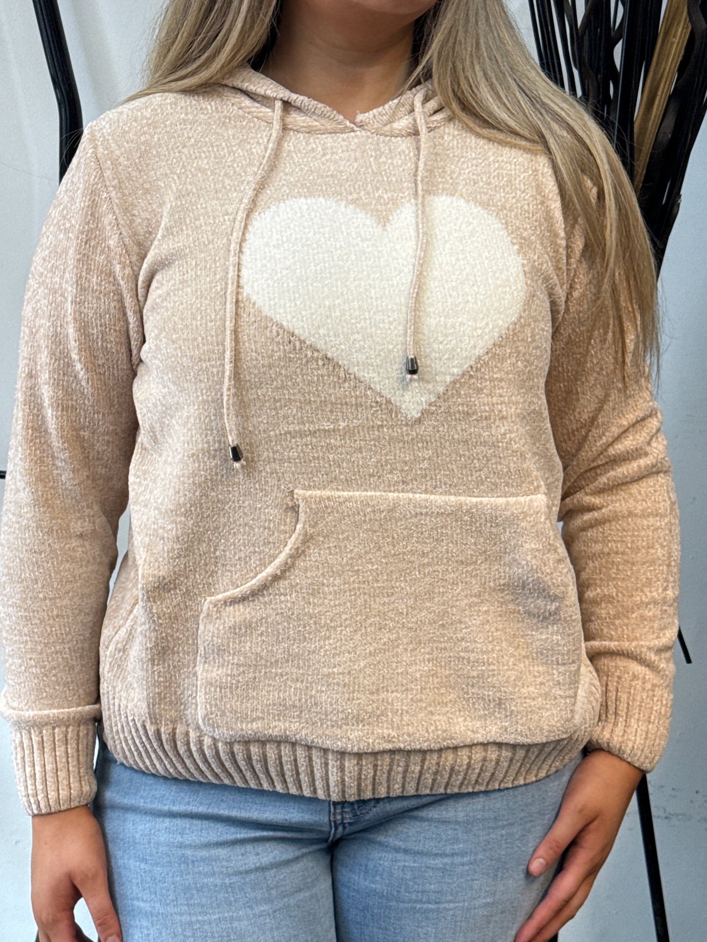 JAMIE-CHENNILE HOODY HEART JUMPER