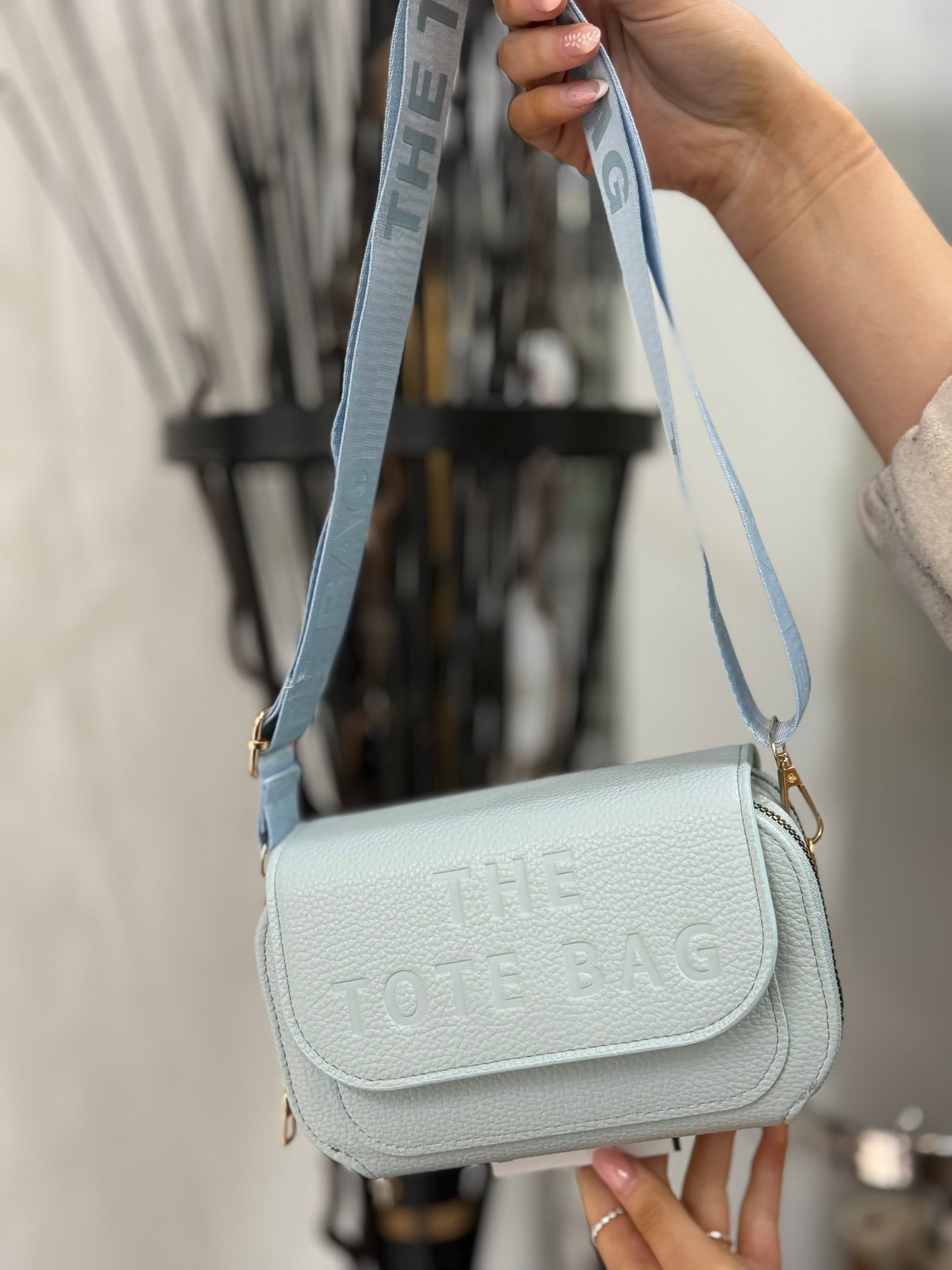 MIA- TOTE BAG PURSE HANDBAG