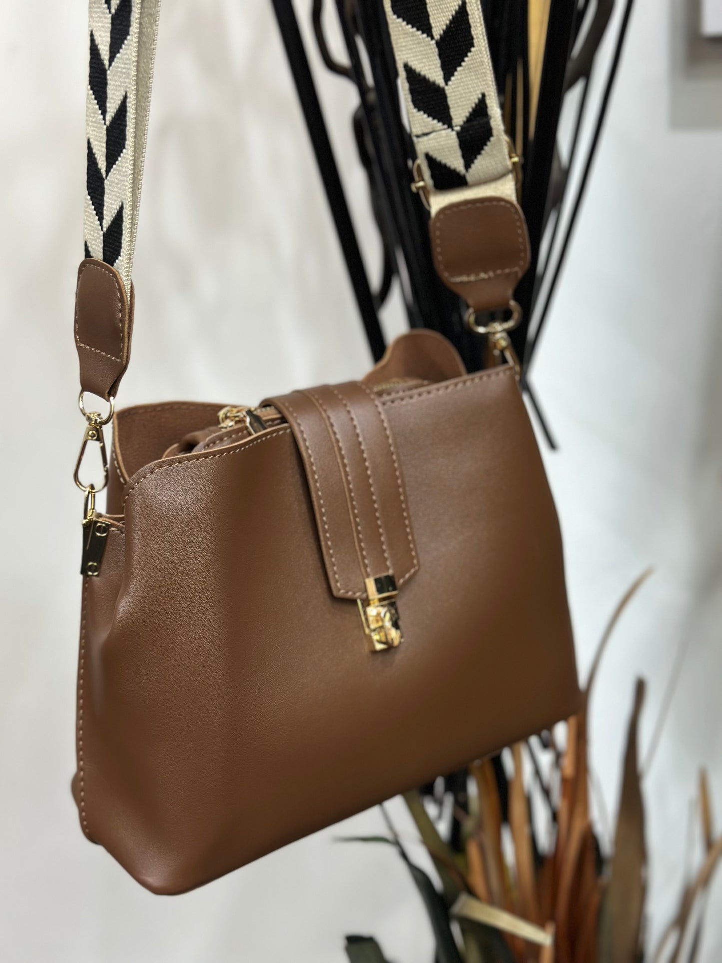 SAMMY- XBODY FLAP/O H/BAG 🛍️