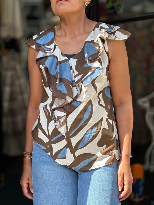MILEY-RUFFLE FRONT PRINT TOP
