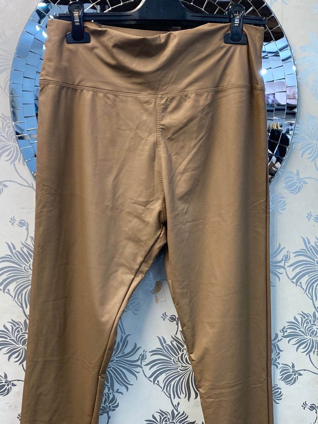 SANDY CURVE PU Leggings- CAMEL/TAN- SALE now