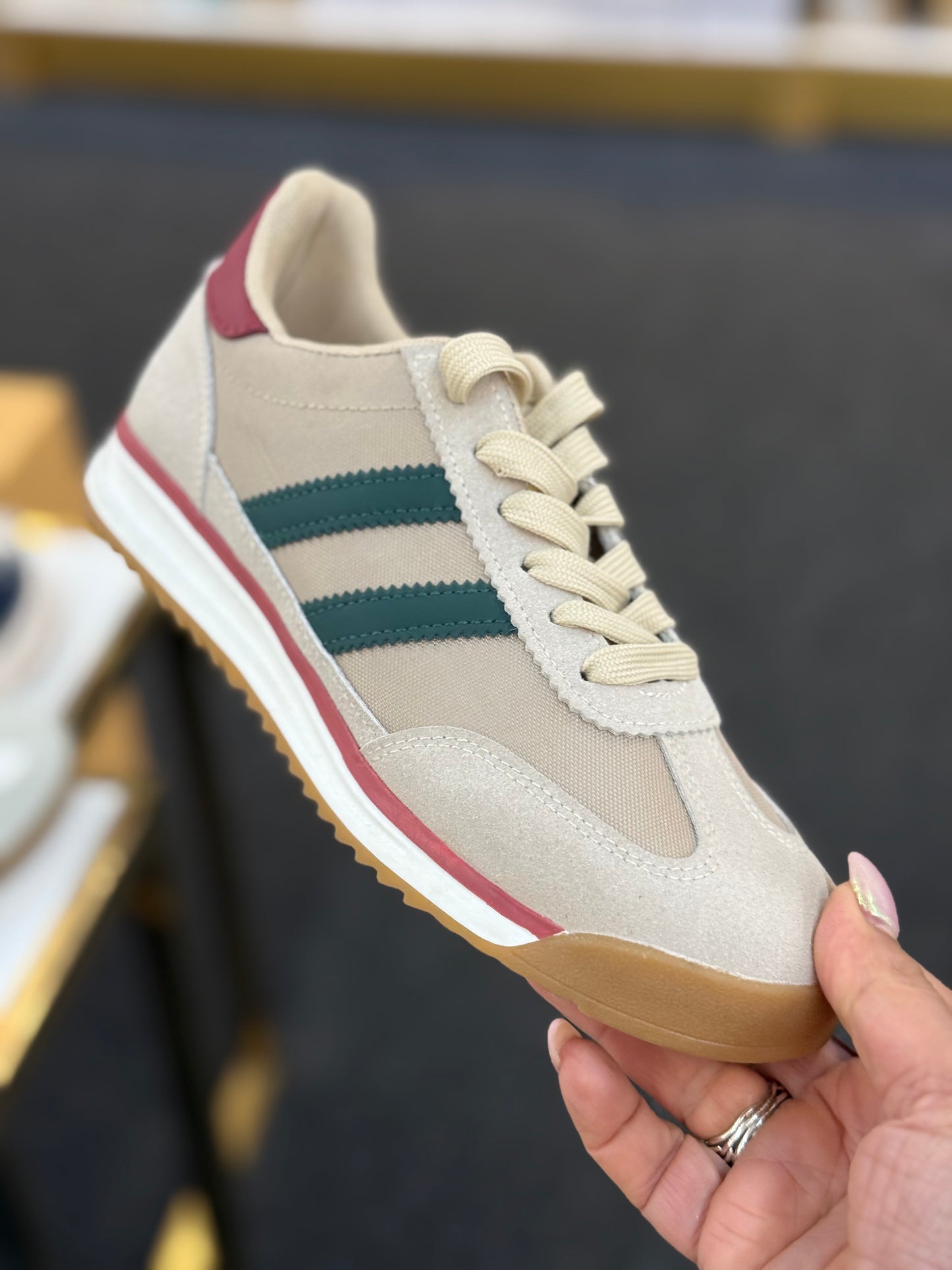 STELLA- BEIGE/GREEN RETRO LACE TRAINER- FLASH AUTO £5 OFF@Checkout
