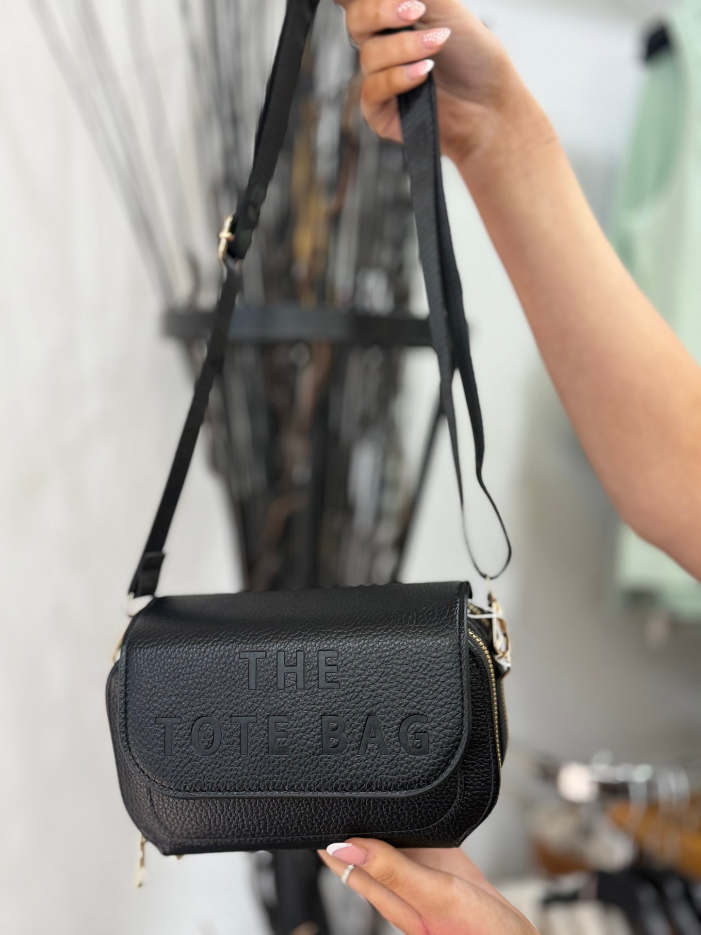 MIA- TOTE BAG PURSE HANDBAG