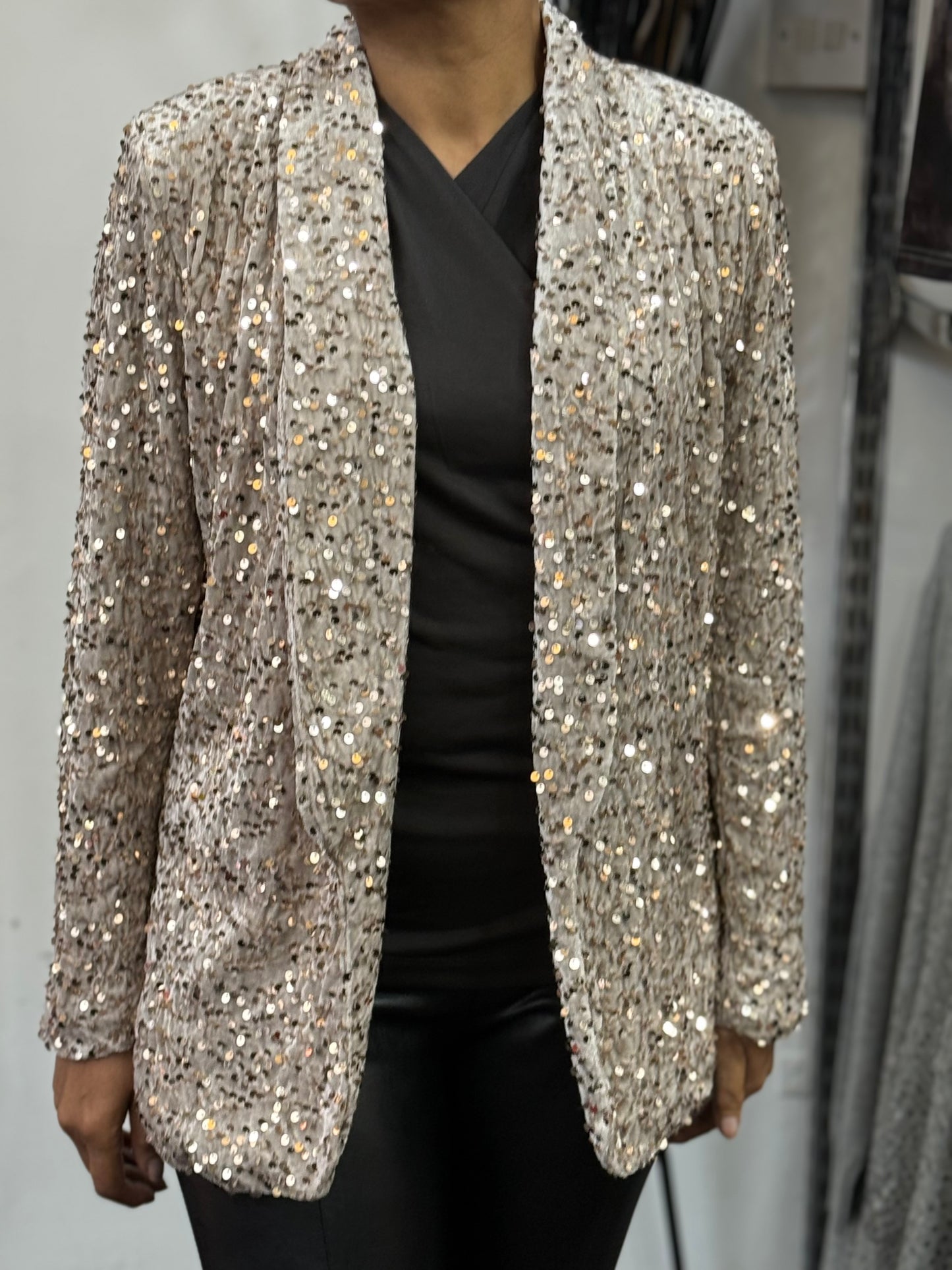 CAROLINA- VELOUR SEQUIN BLAZER