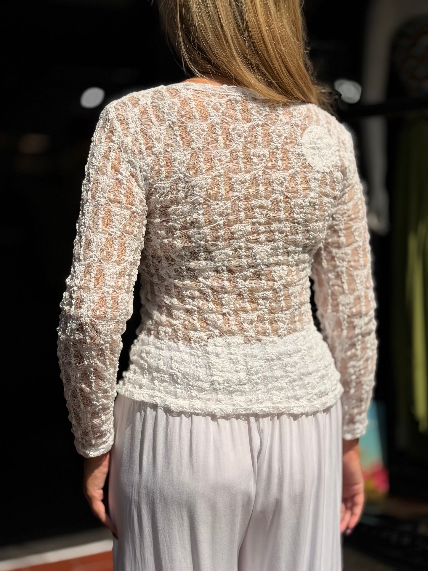 RIA-LACE MESH V/NECK