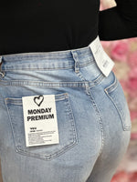 Load image into Gallery viewer, MONDAY LACE APPLIQUE JEANS
