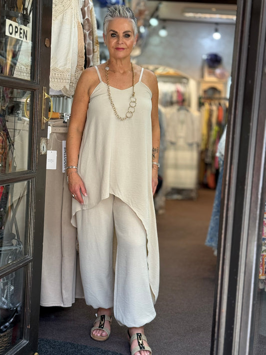 TAYLOR- ASSYMETRIC STRAPPY SET