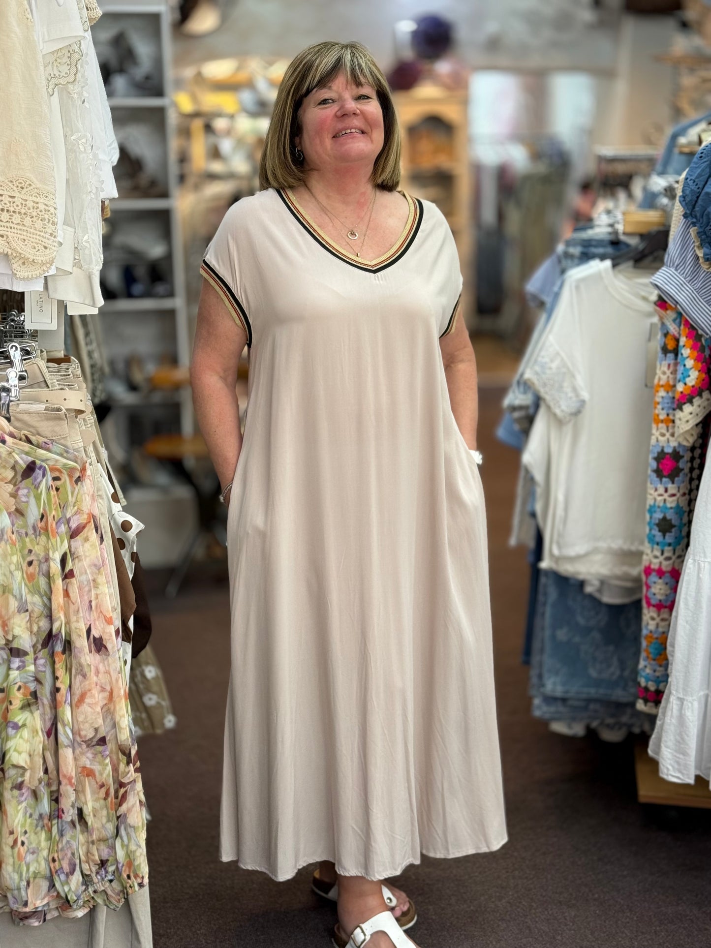 EZRA- V NECK MAXI SHIFT DRESS #SunshineSALE