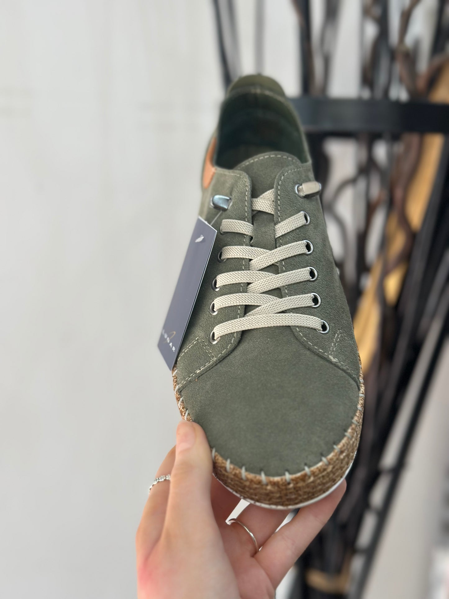 LUNAR- MADDISON SUEDE PLIMSOLL