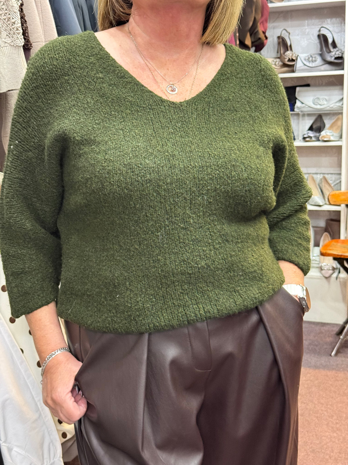 ELSA- V NECK KNITTED JUMPER -