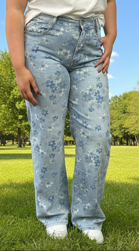 KARIN WIDE LEG DISTRESSED FLOWERS JEAN