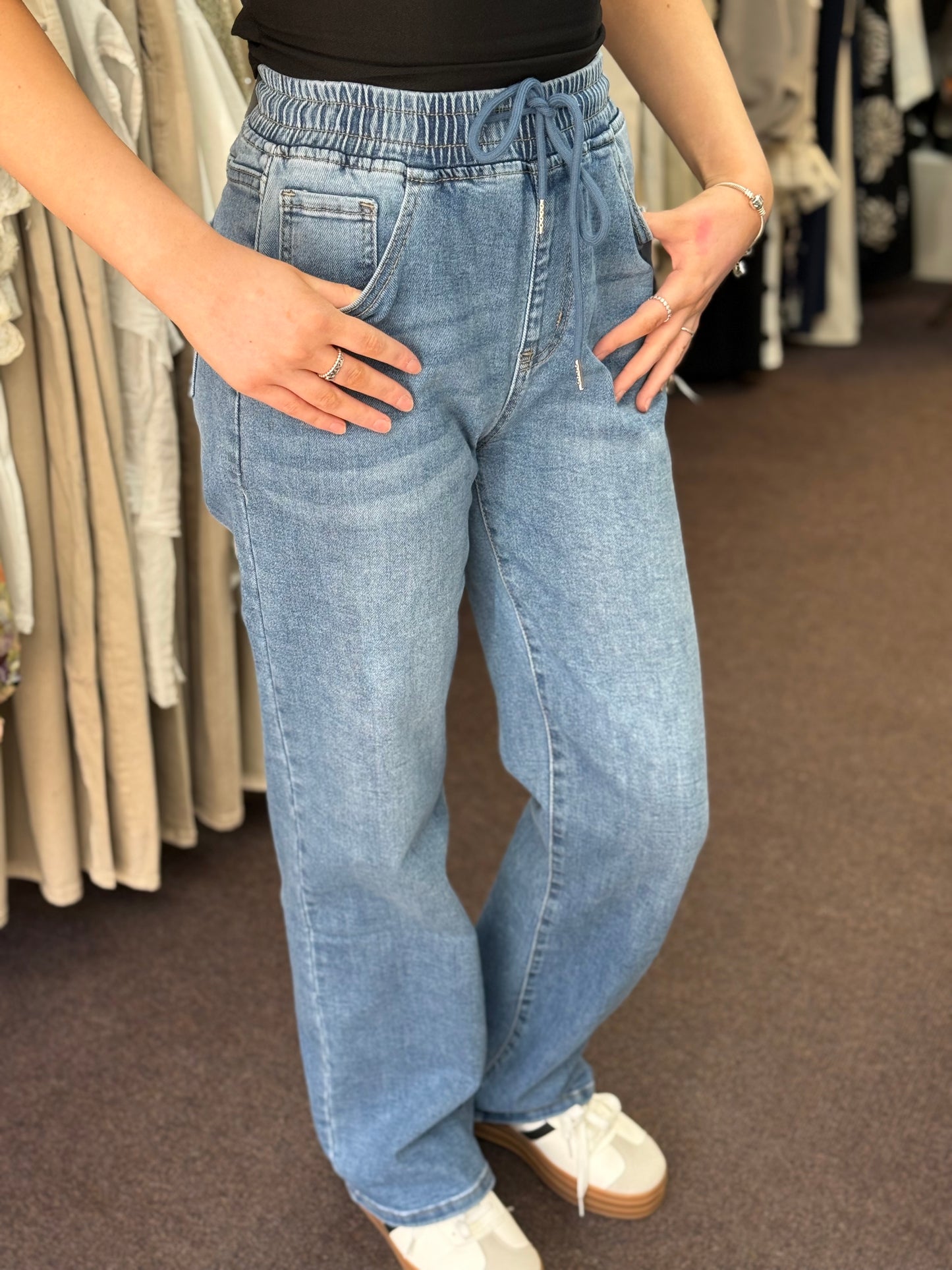 KIM- S/STRETCH PULL UP JEAN