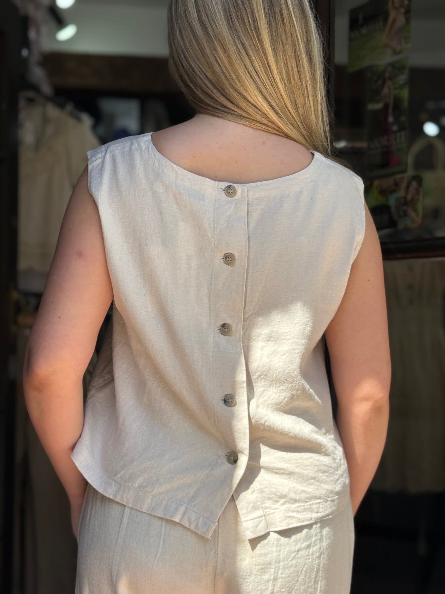 BYOUNG-FALAKKA BUTTON BACK TOP
