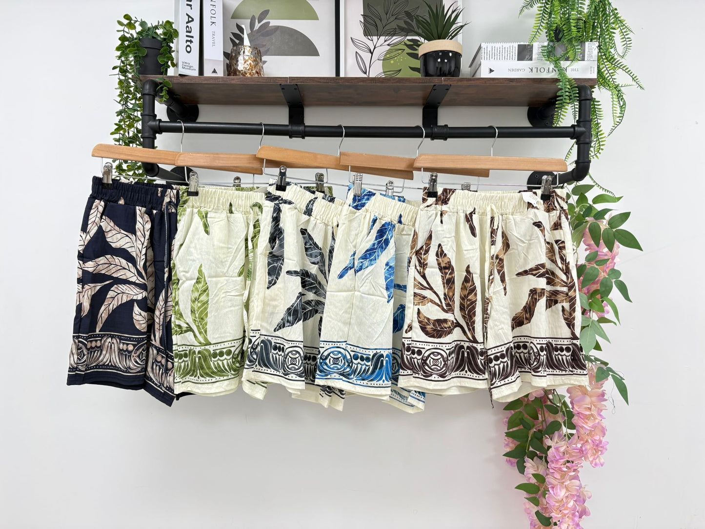 HAVANA LEAF SHORTS
