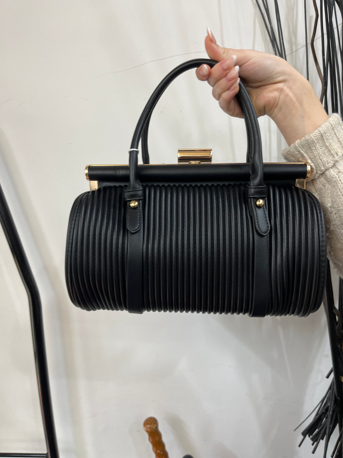 IMOGEN-RIB DESIGN BARREL HANDBAG-3388