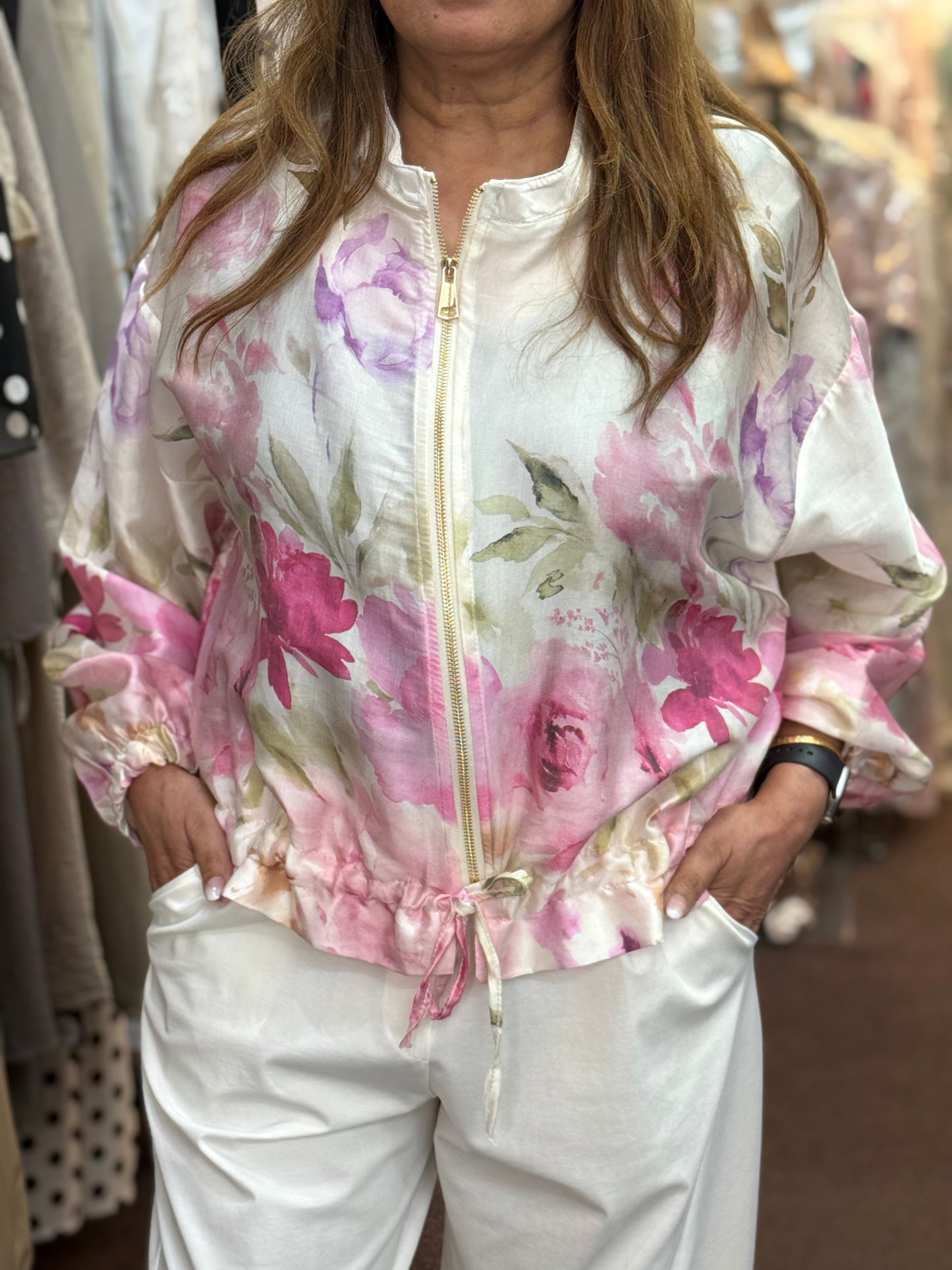 BARI- O/S IVEY SILKY FLORAL BLOUSON JKT