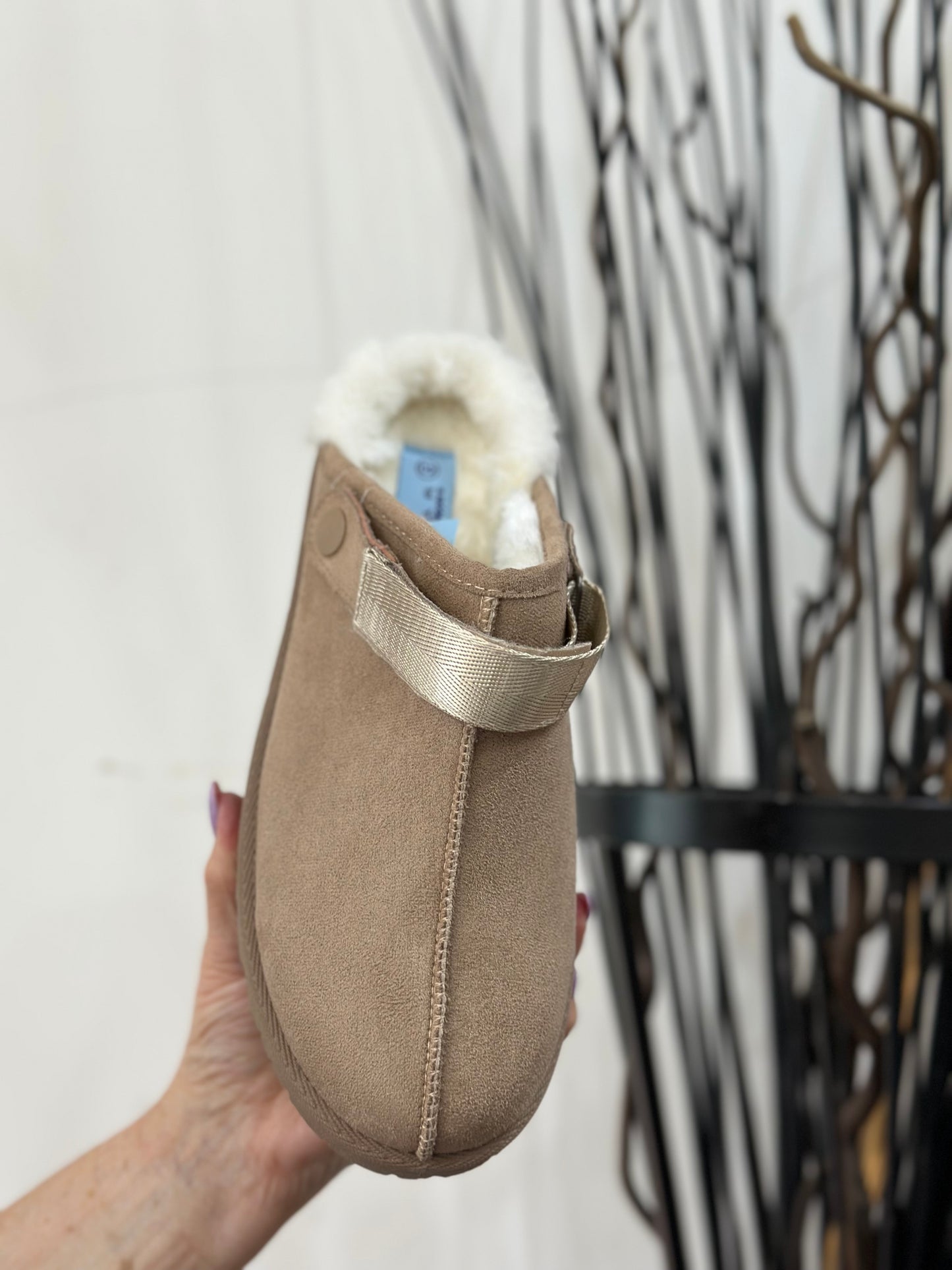 LUNAR-ODESSA ADJUST STRAP SLIPPER- MINK