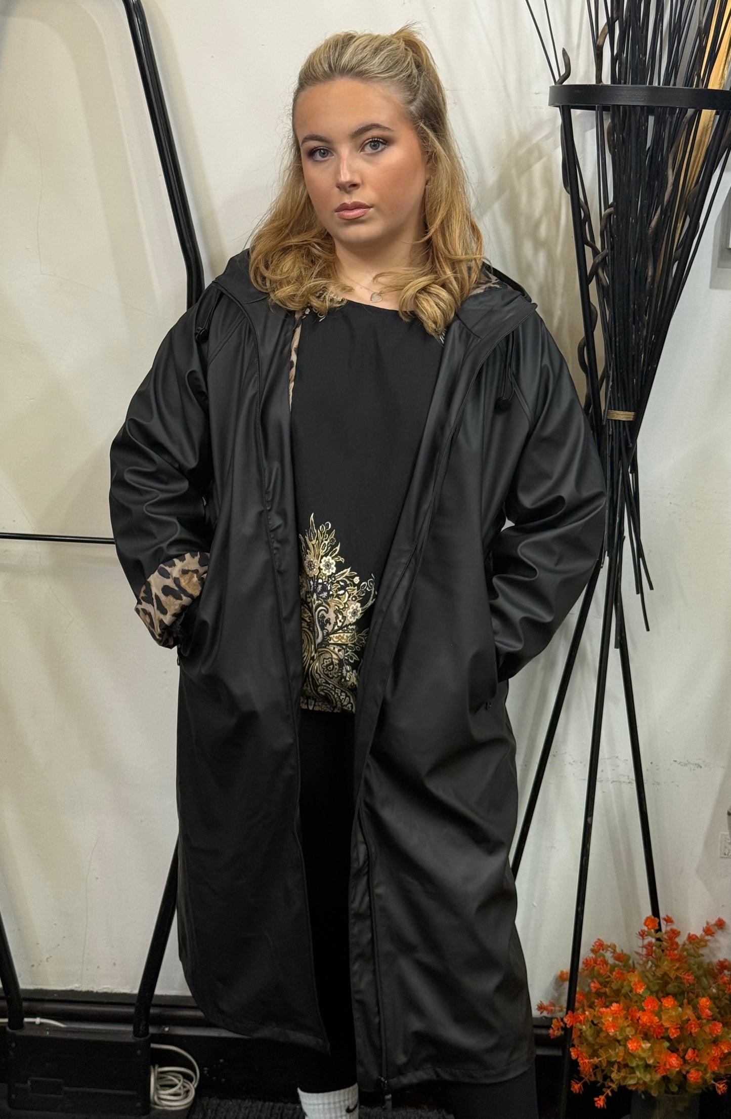 BYOUNG-AVANA - WATERPROOF MAC IN BLACK -