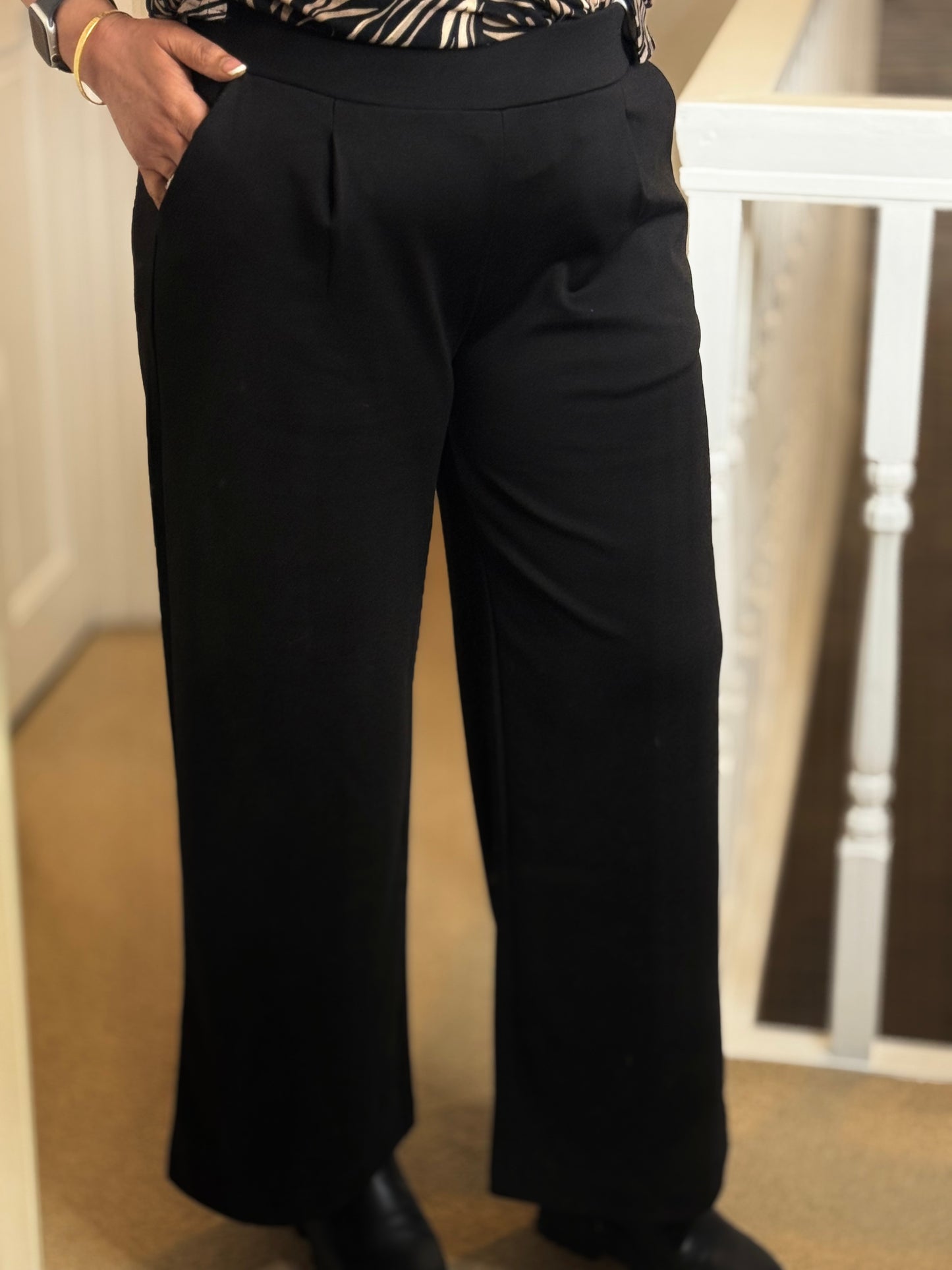 BYOUNG-RIZETTA W/LEG CROP PANTS -#NOVEMBER BF10%