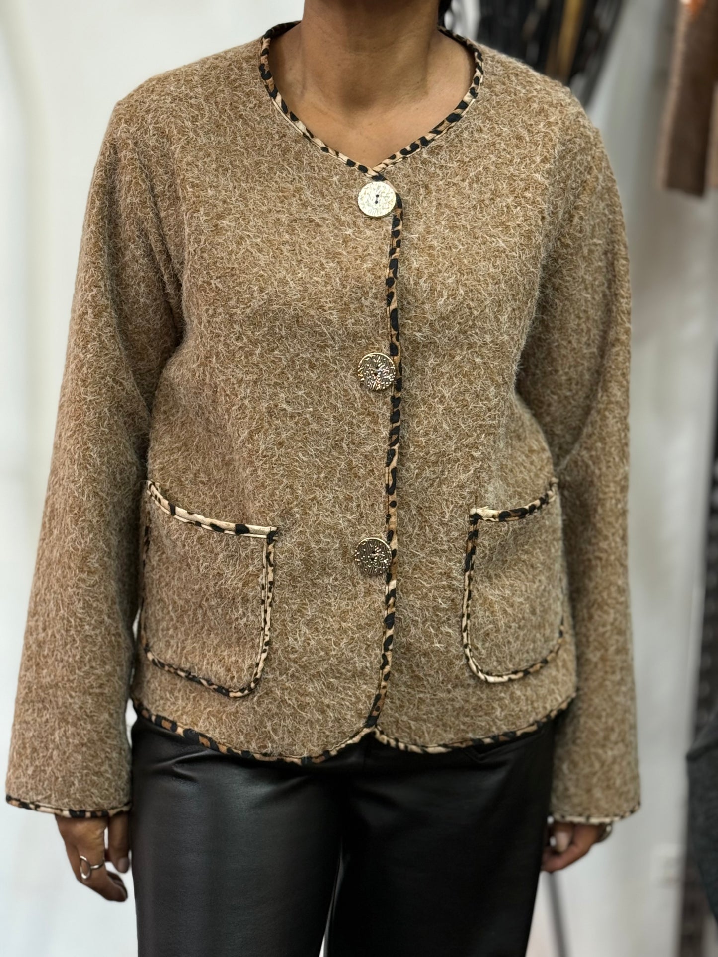 OSCAR ANIMAL TRIM JACKET TOP