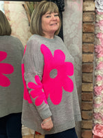 Load image into Gallery viewer, BIG DAISY JUMPER - SALE🛍
