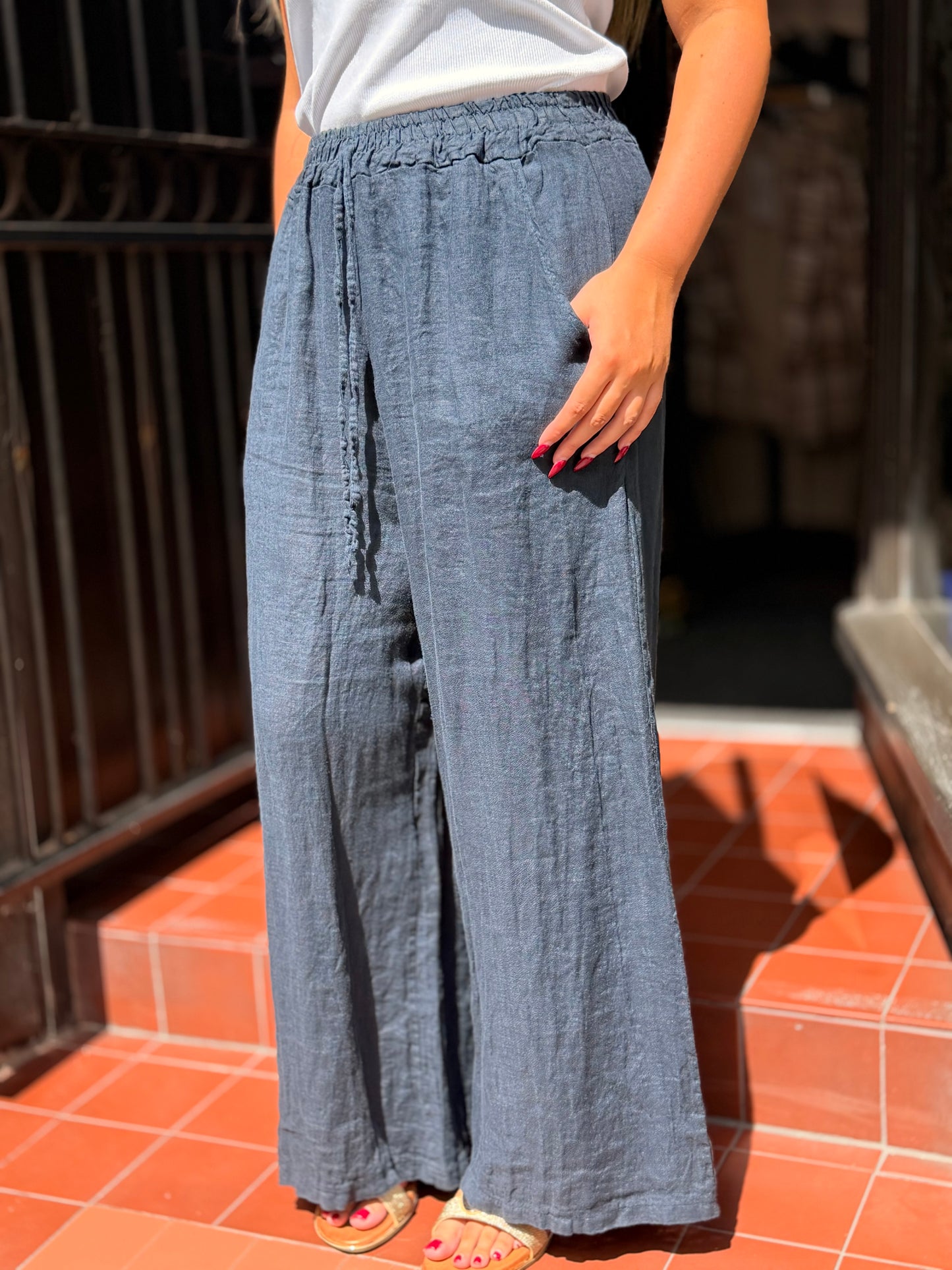HENLEY-MARA PLAIN W/LEG LINEN TRS