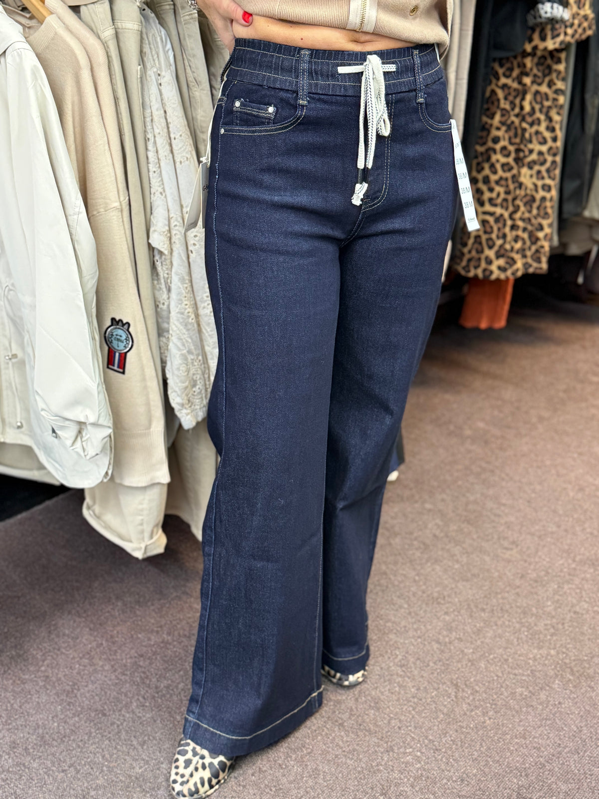 KELLY-GSMACK PULL UP W/LEG JEAN D/DENIM