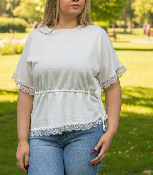 ROXY-SIDE PULL LACE TRIM TOP