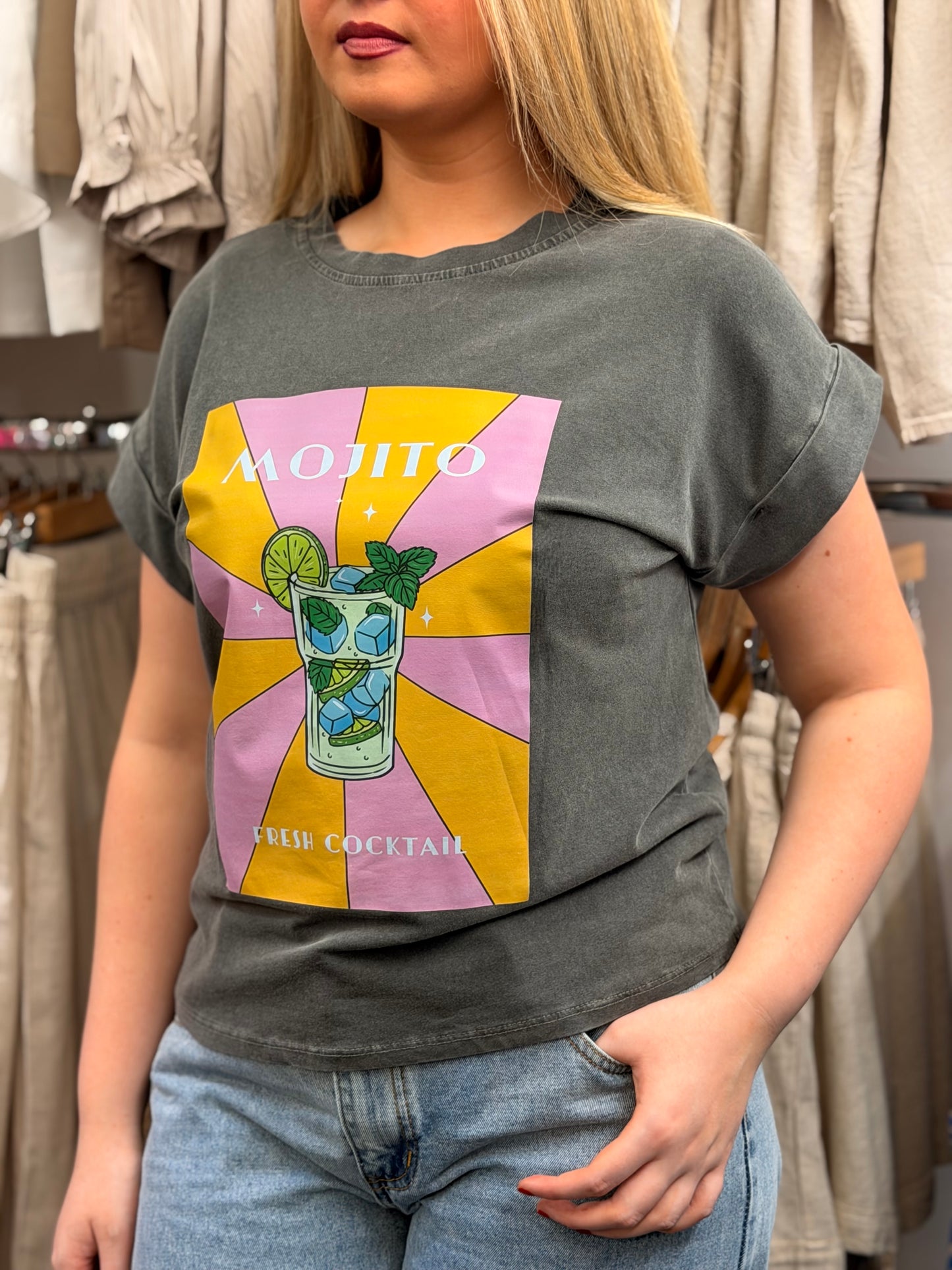 KIZZY-COCKTAIL SLOGAN TEE
