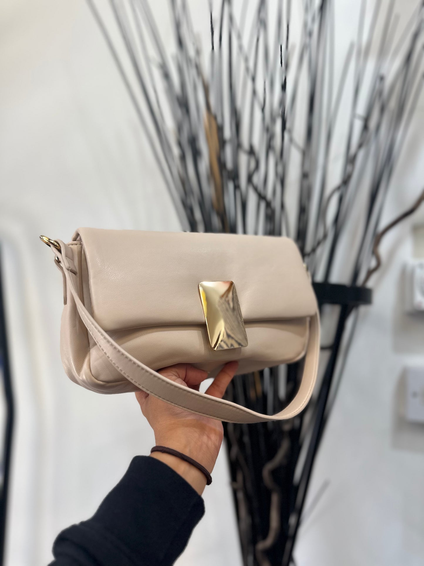 NIKKI SOFT TOUCH GOLD BUCKLE BAG