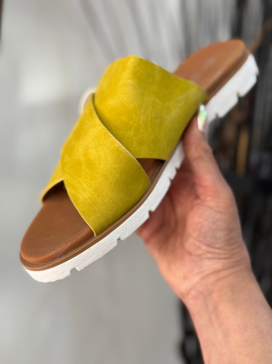LUNAR- CHLOE MULE SANDAL- LIME