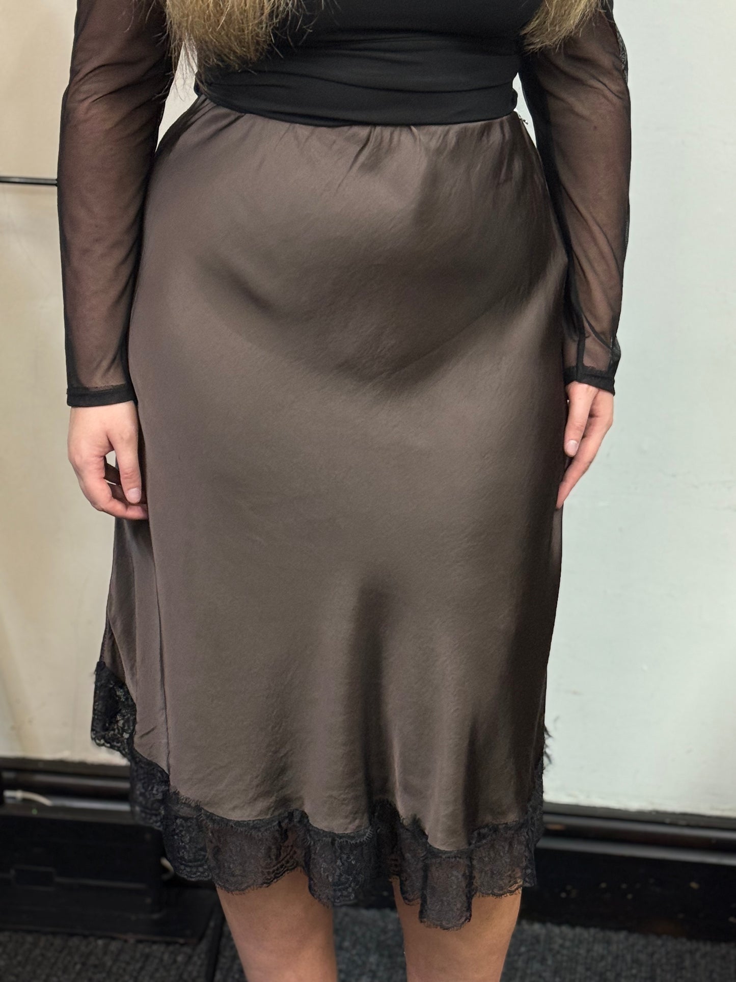 OASIS-SATIN SLIP LACE TRIM SKIRT-