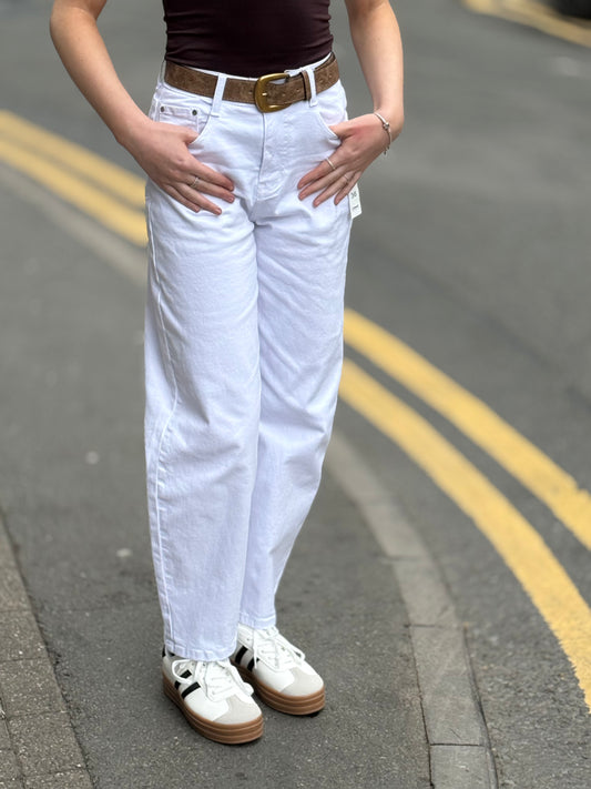 EDIE-GSMACK RELAX FIT ANKLE JEAN-WHITE