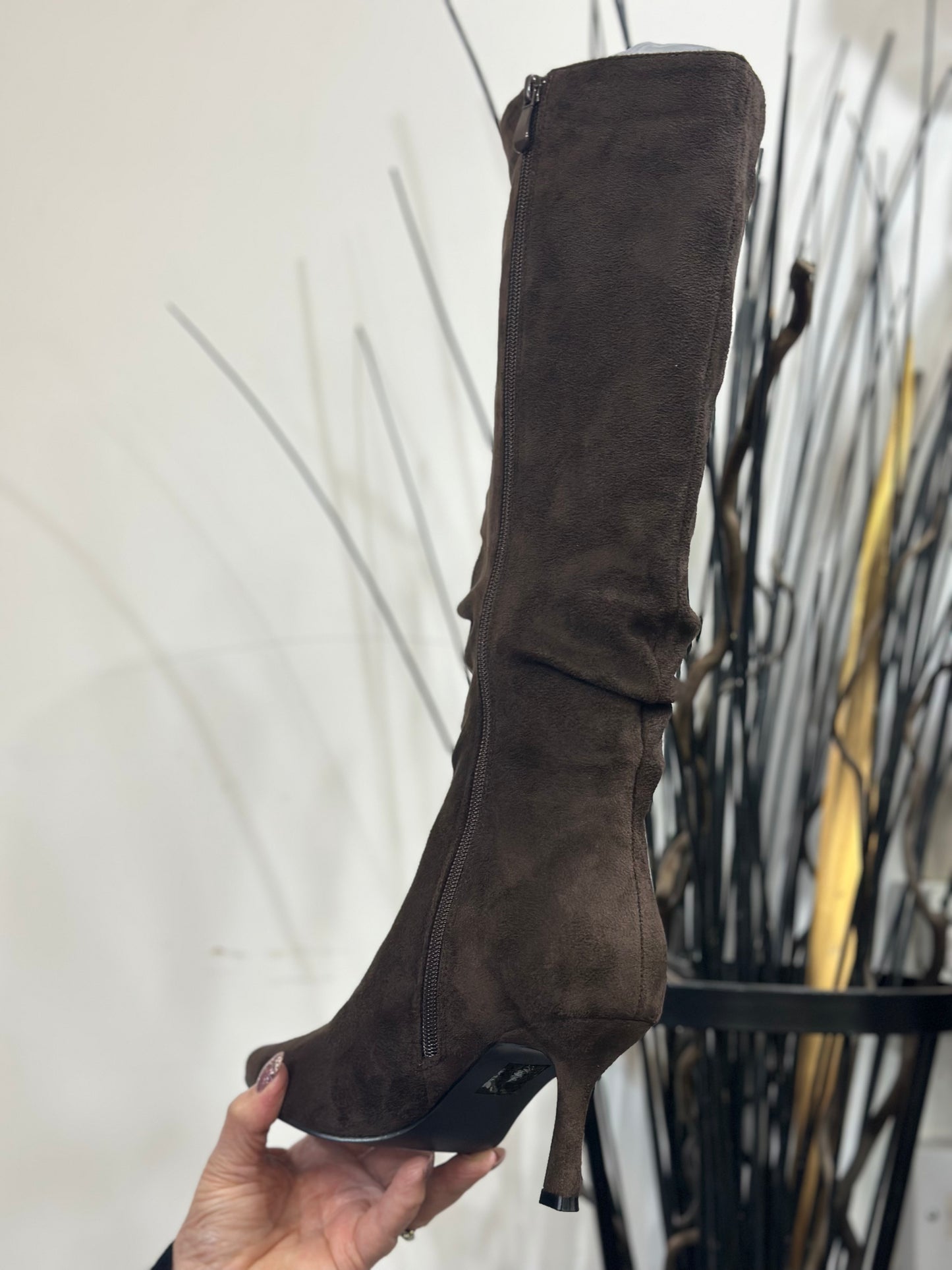 JOELLA- SUEDETTE RUCHED KNEE HIGH BOOT