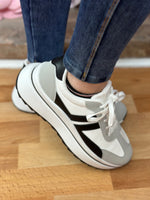 Load image into Gallery viewer, Lisbon wedge trainers black/white
