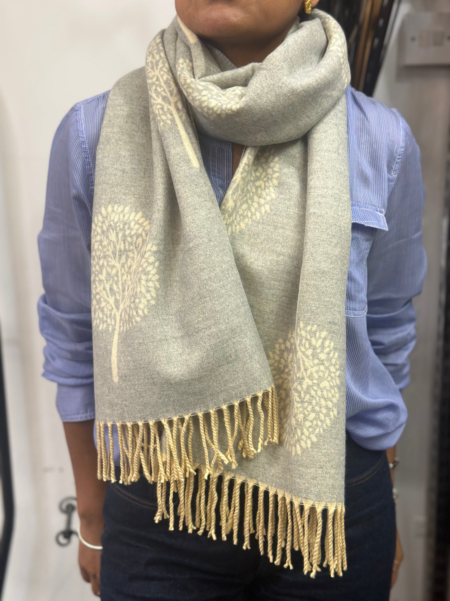 TREE OF LIFE- REVERSIBLE SCARF- CASHMERE BLEND