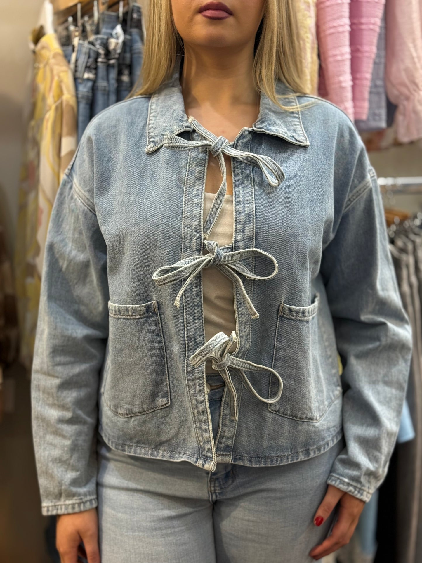 MILEY-TIES  FRONT DENIM JACKET