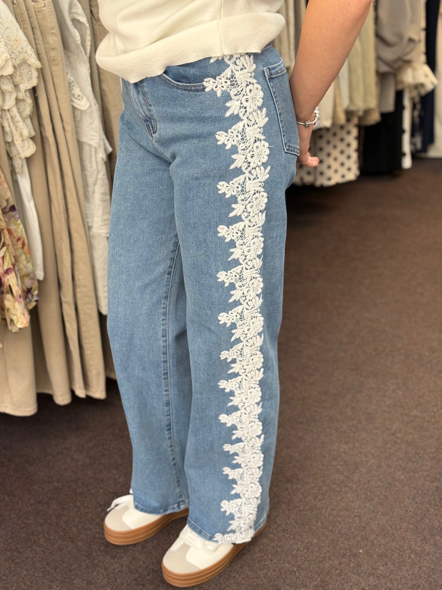 EMMIE- LACE TRIM JEAN