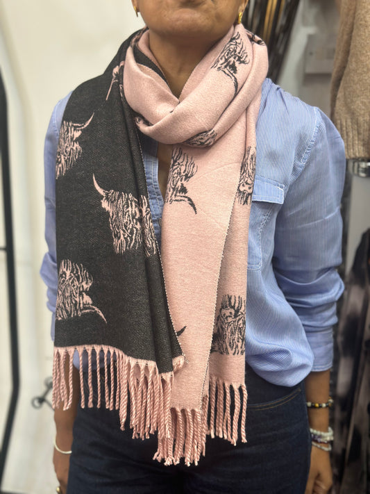 HIGHLAND COW- REVERSIBLE SCARF