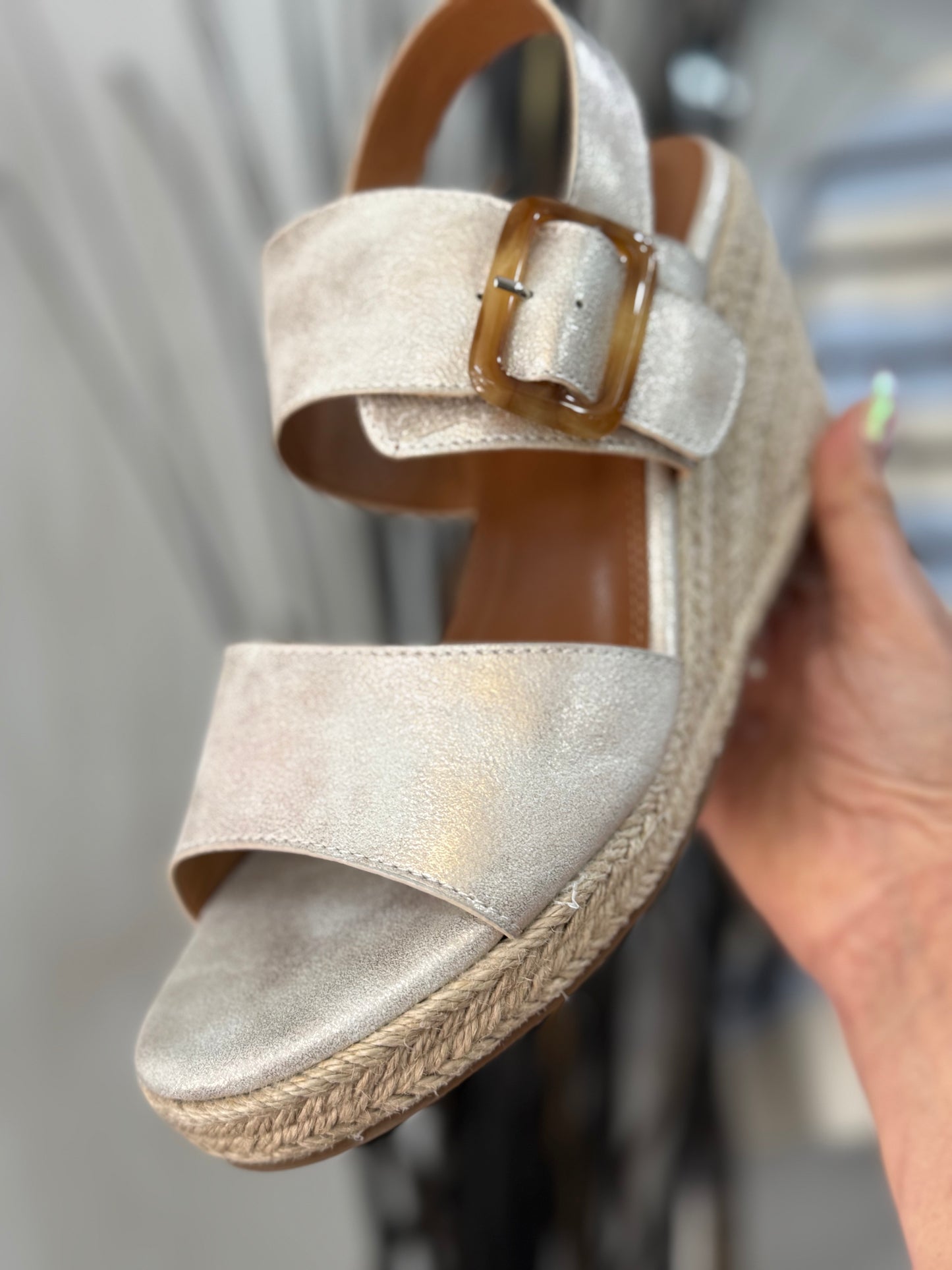 LUNAR- ROCHESTER WEDGE SANDAL-MET  AUTO20% off @checkout