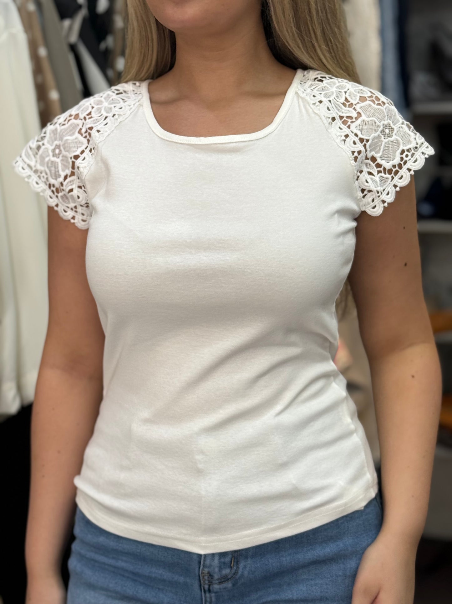 ZOEY-CROCHET V/BACK TEE TOP