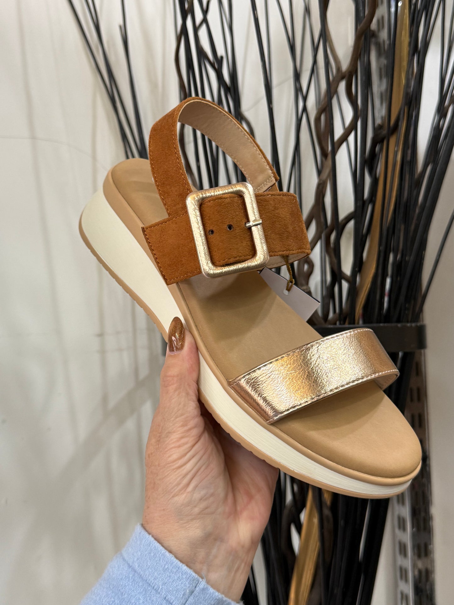 LUNAR-DION SANDAL