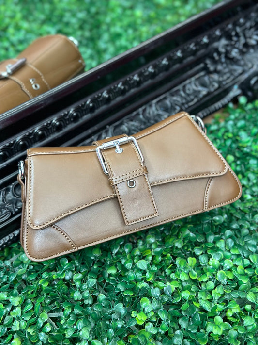 BUCKLE CLUTCH BAG